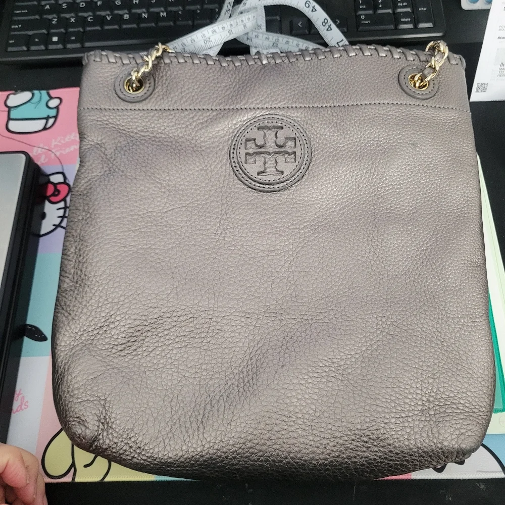 Tory Burch Metallic Gray Pebbled Leather Pursr
